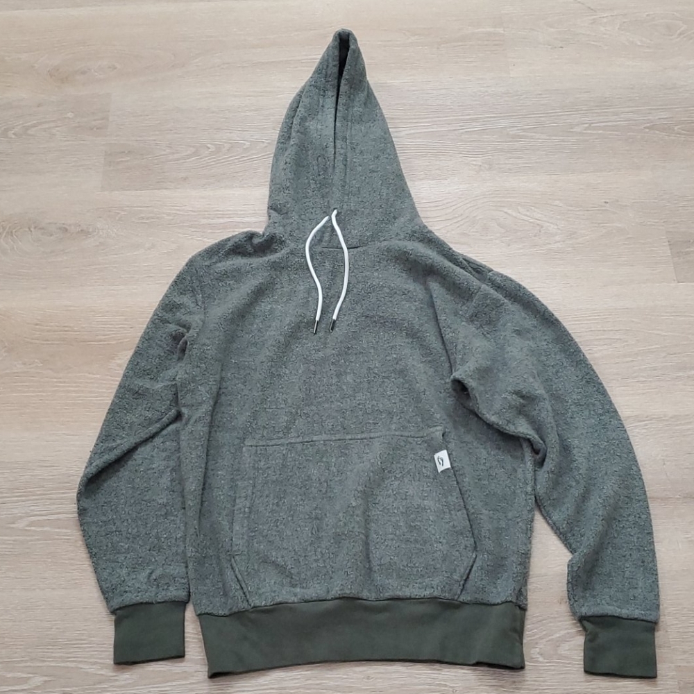 FEAT Hoodie (Unisex)